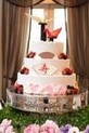 和×ディズニーのウェディングケーキ:(ウエディングケーキ:ラブリー,和風,モチーフ,イチゴ)
